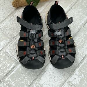 Keen Kids Black and Gray Outdoor Sandals